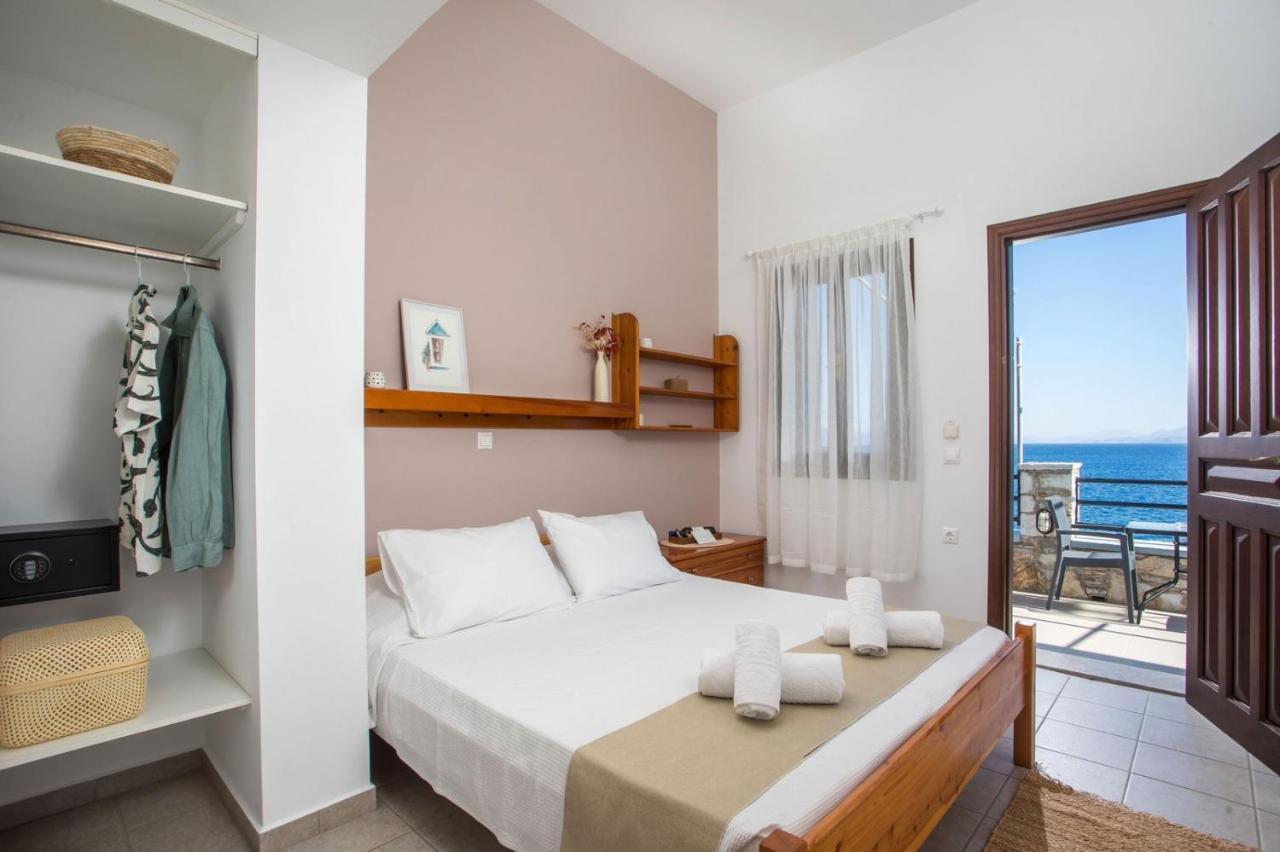 Margaritas Apartments Simi Dış mekan fotoğraf