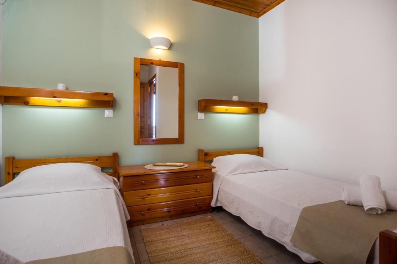 Margaritas Apartments Simi Dış mekan fotoğraf