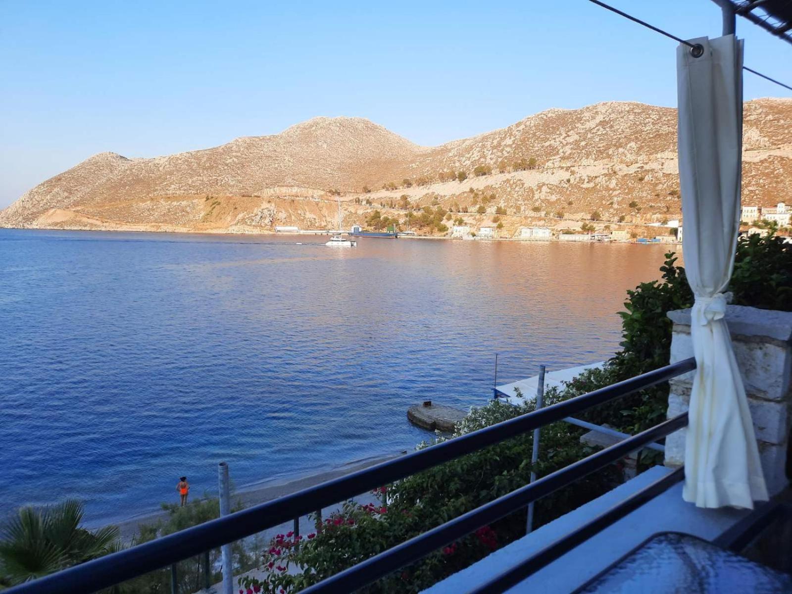 Margaritas Apartments Simi Dış mekan fotoğraf